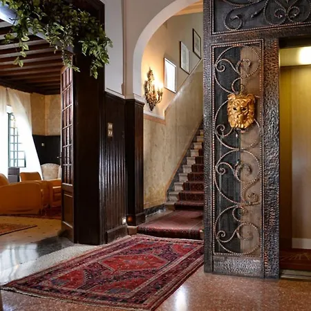 La Meridiana فندق 3*